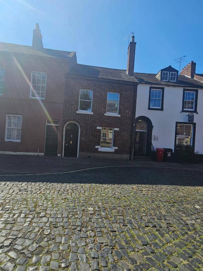 Carlisle City Centre. The Foremans Residence. Exterior photo